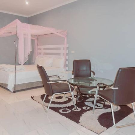 Adams Lodges Ltd Mangochi Exteriör bild